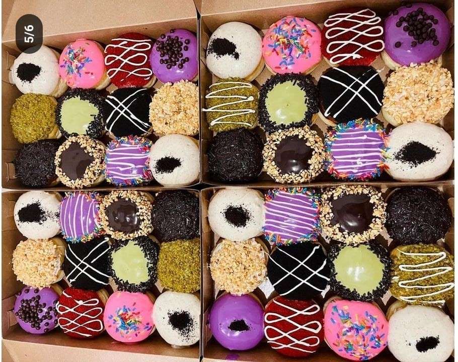 Jajanan Sekolah yang Nggak Pernah Mati Gaya: Donat Tabur Gula!
